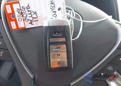 2016 Acura Ilx Premium Package/Technology Plus Package from USA, damaged, VIN 19UDE2F70GA019298